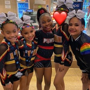 Meet your Posher, Alohilani